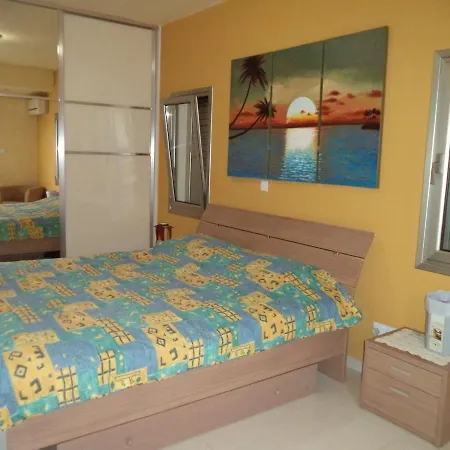 Casa vacanze Modern Spotless House With Full Privacy And Wifi In Nicosia Aglantzia