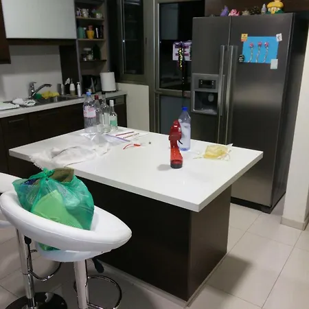 Aplus Living In Modern Sparkling House With Full Privacy And Wifi *